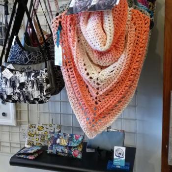 807_crocheted-hooded-scarf-by-lynnette-velez.jpg
